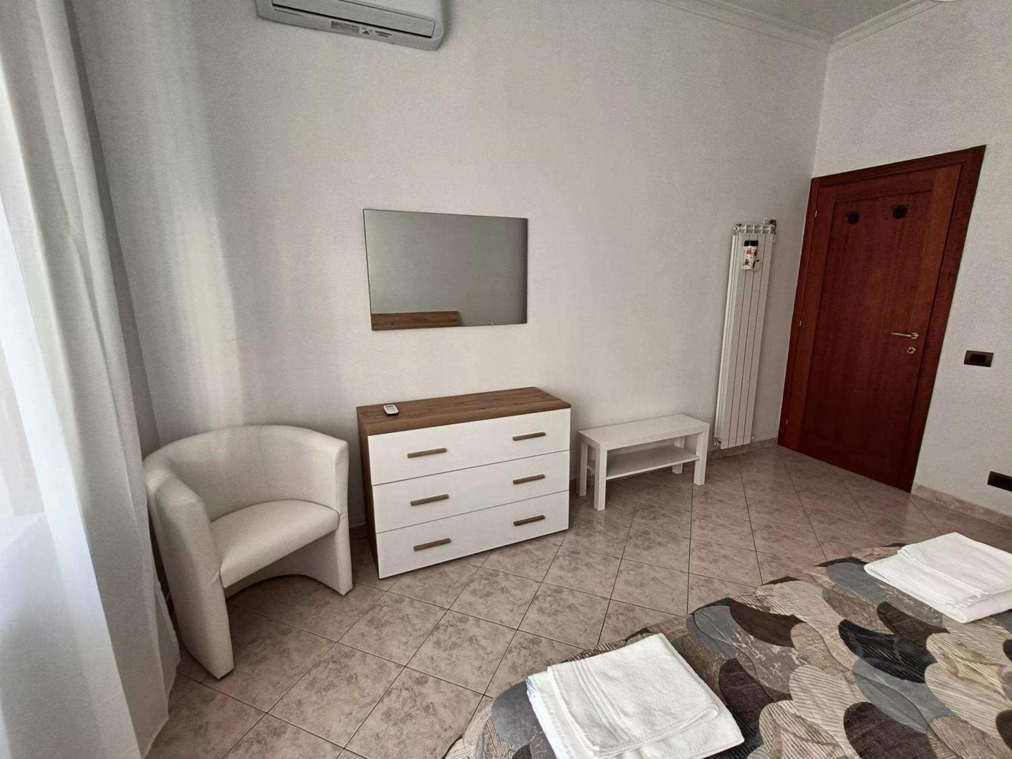 Tia Tourist Apartment 로마 외부 사진